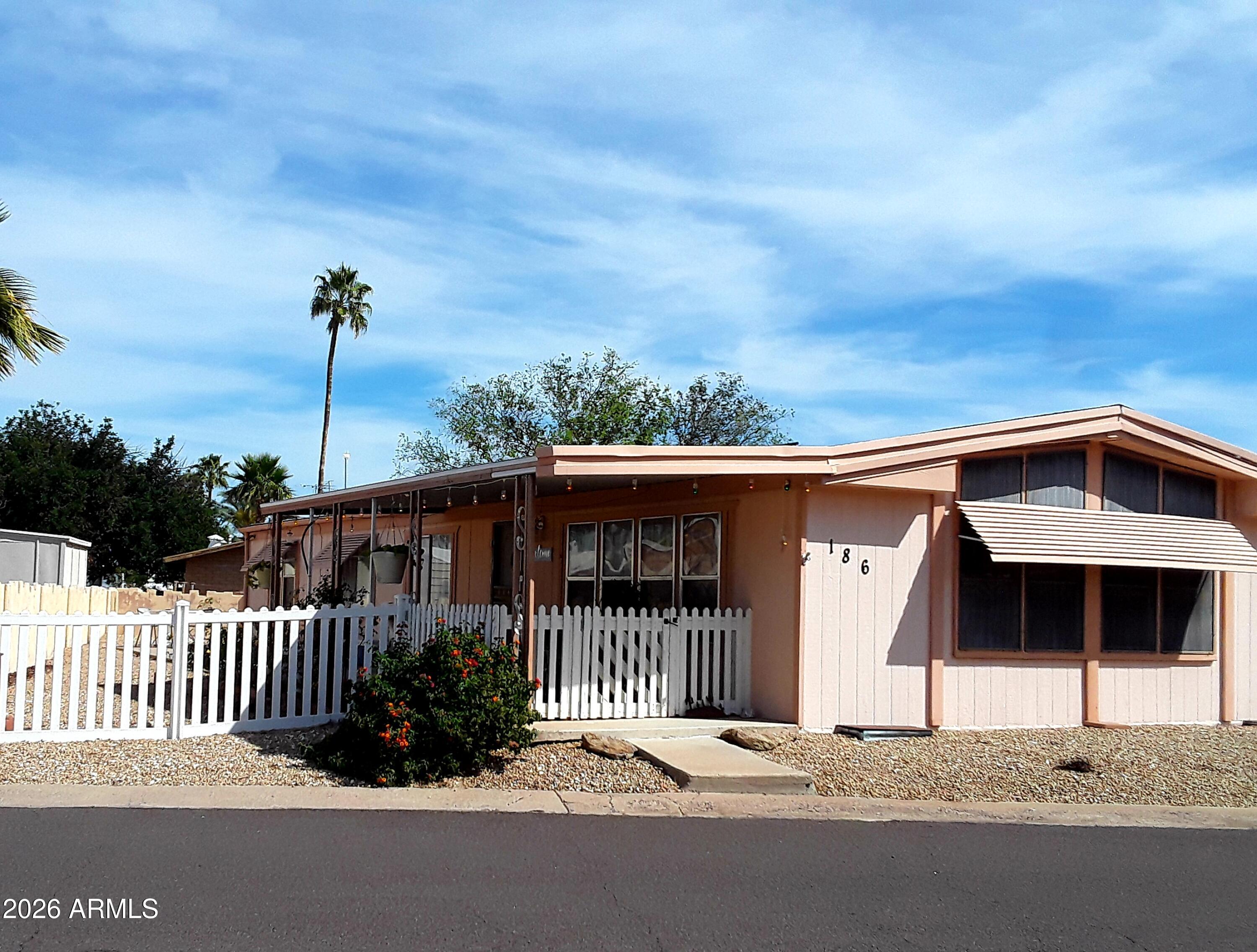 10701 N 99th Avenue 186