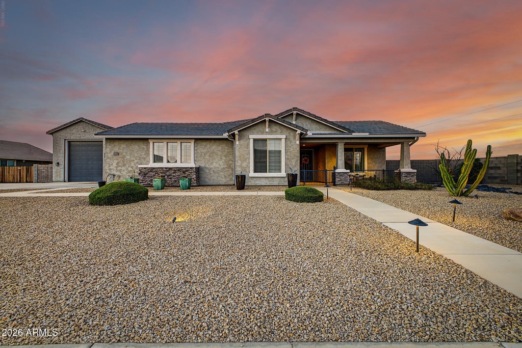 Photo of 2024 E Eucalyptus Lane, San Tan Valley, AZ 85143 (MLS # 7081600)