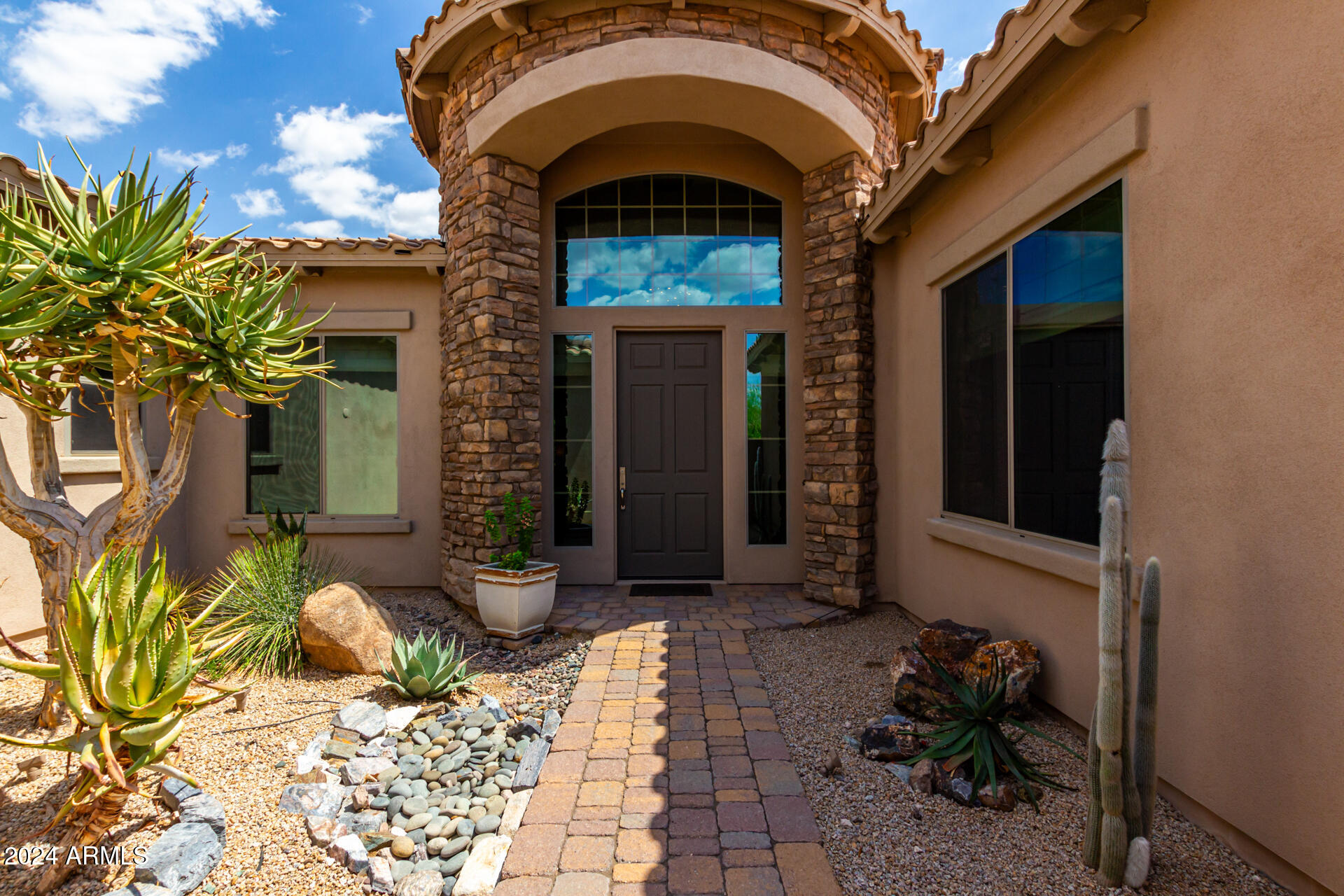 37143 N GREYTHORN Circle