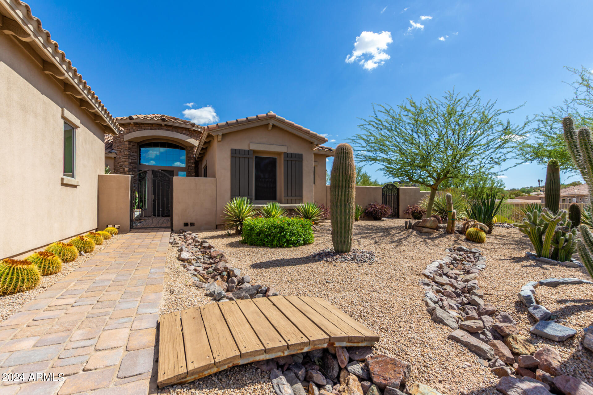 37143 N GREYTHORN Circle