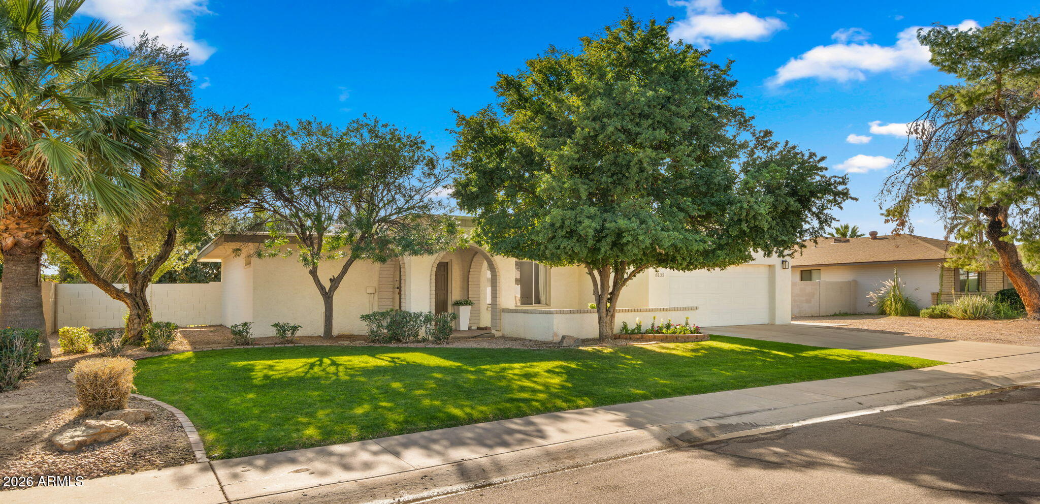 8133 E VIA SONRISA --