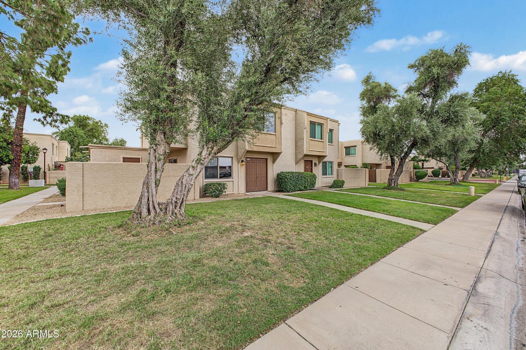 Photo of 8147 E Glenrosa Avenue, Scottsdale, AZ 85251 (MLS # 7095556)