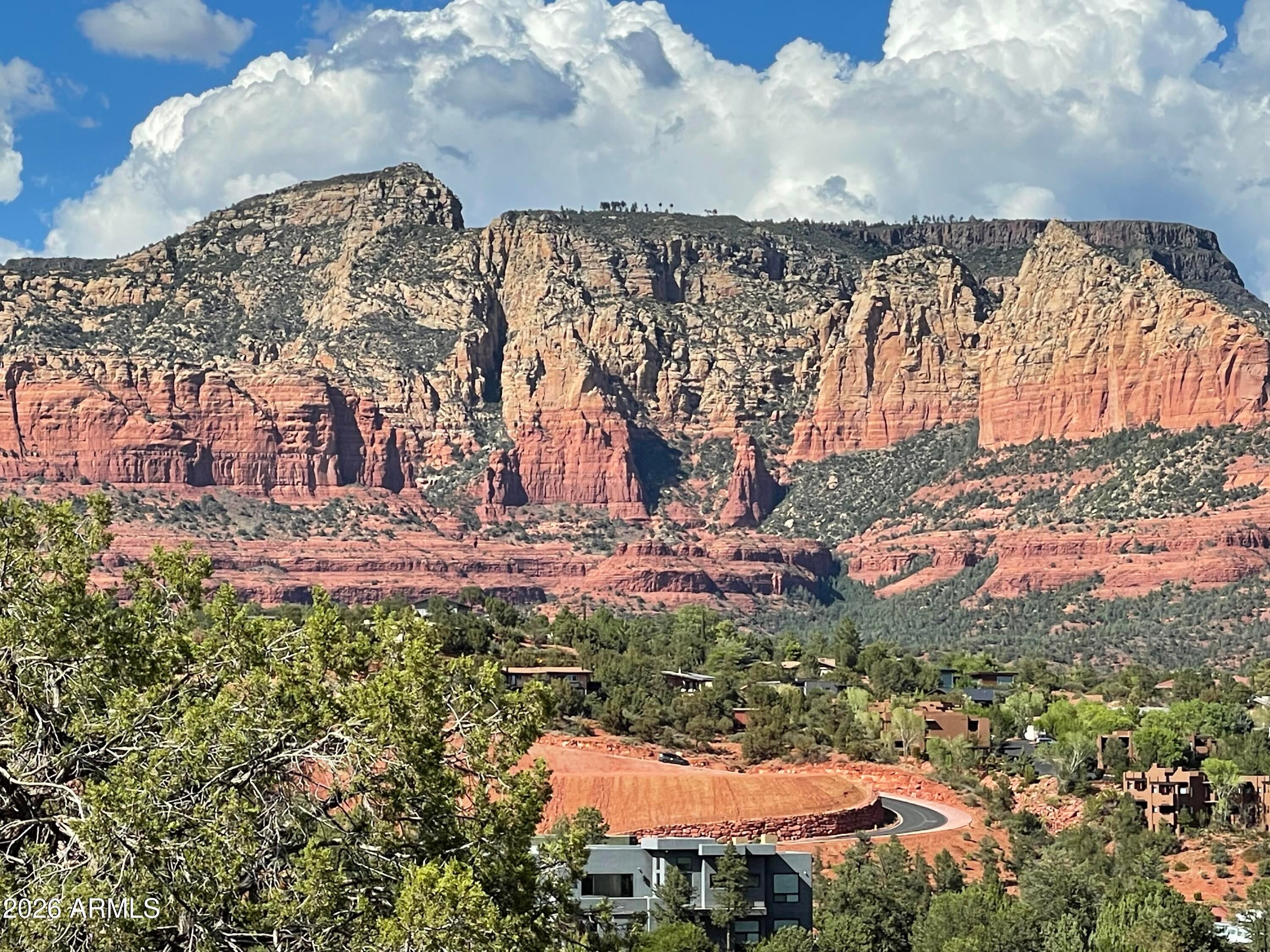 9 Sky Ridge Court
