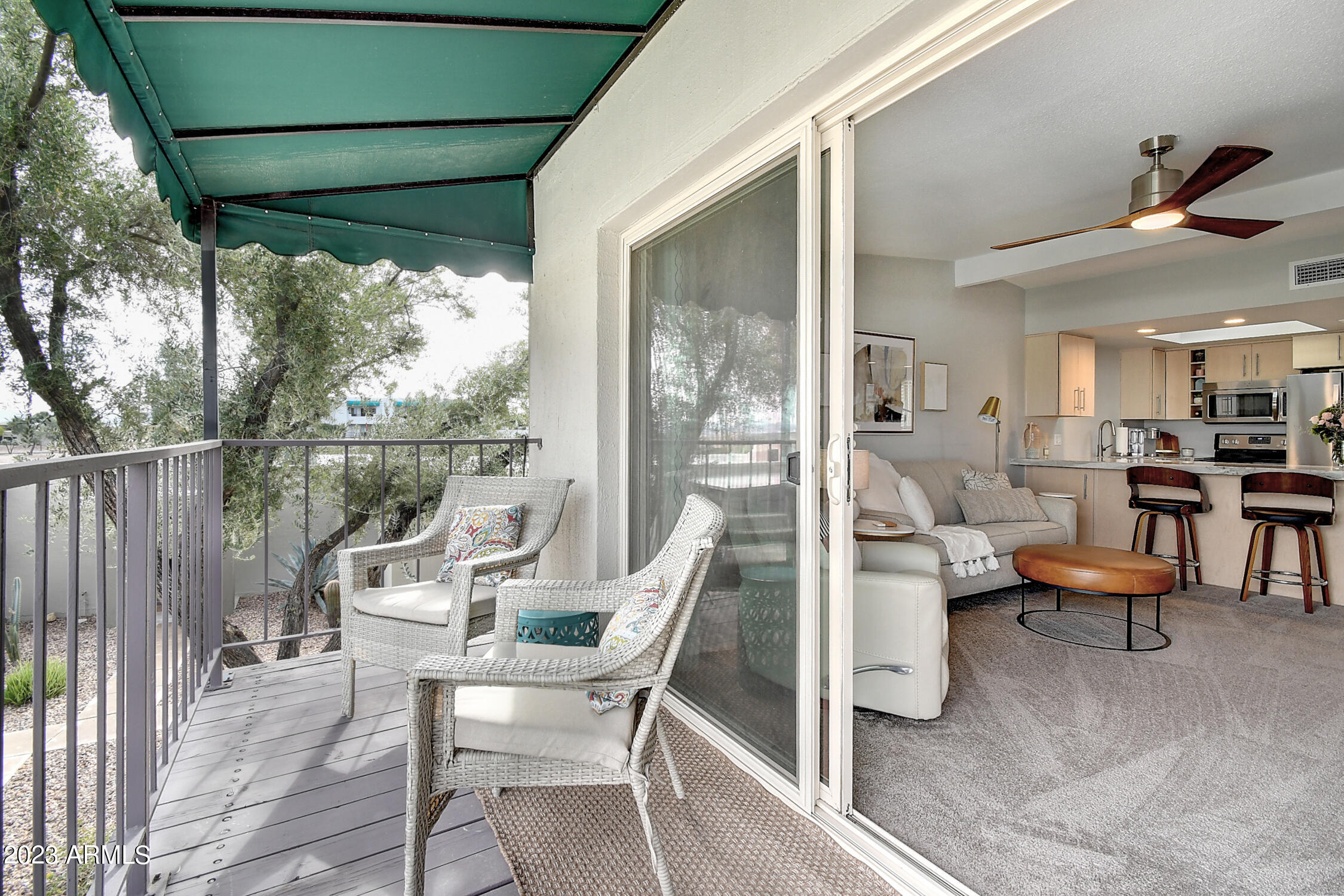 16807 E GUNSIGHT Drive B14