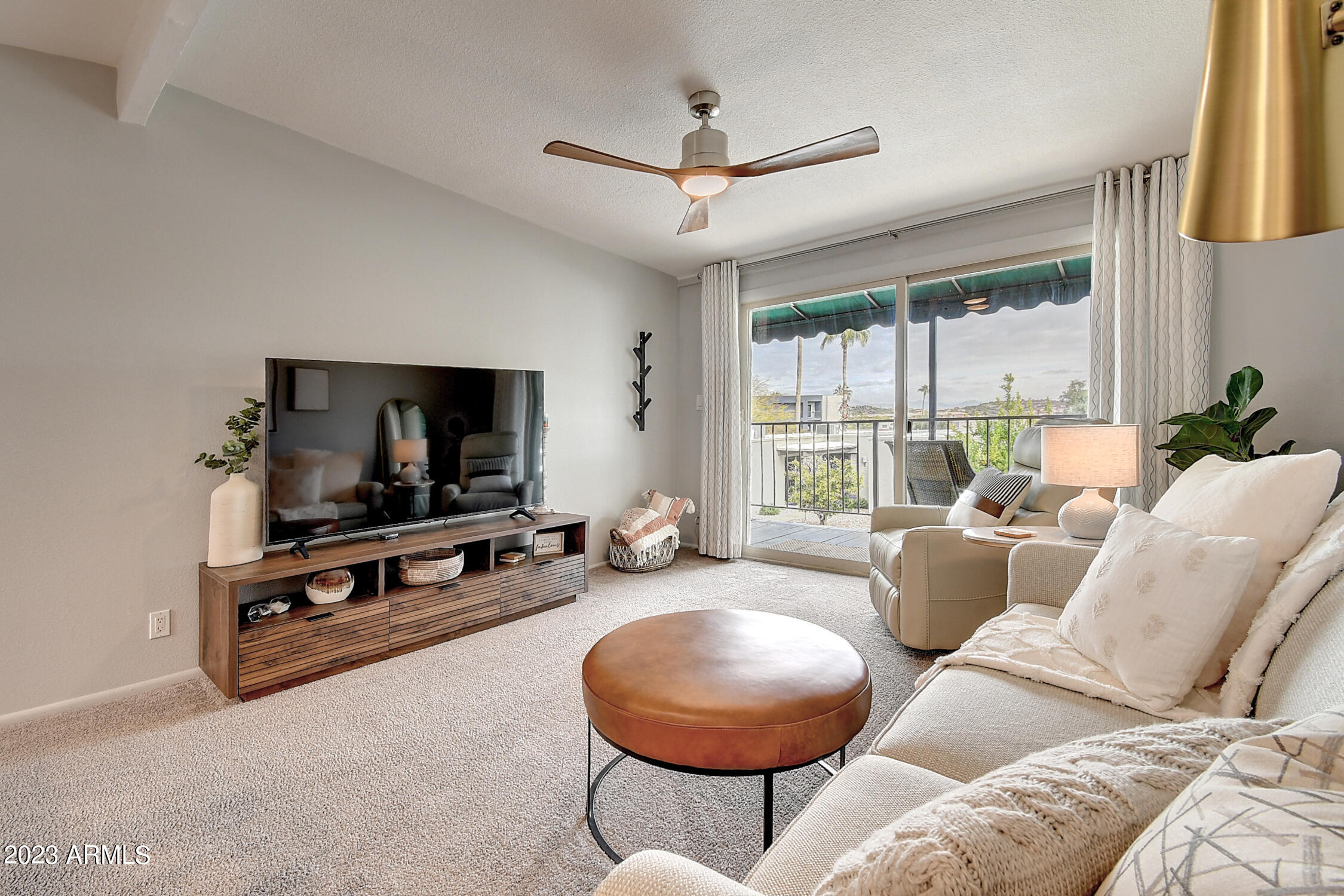 16807 E GUNSIGHT Drive B14