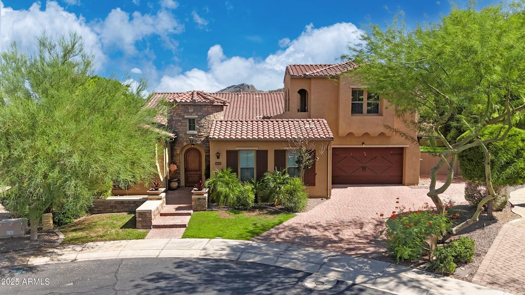 Photo of 28263 N 67th Drive, Peoria, AZ 85383 (MLS # 6920170)