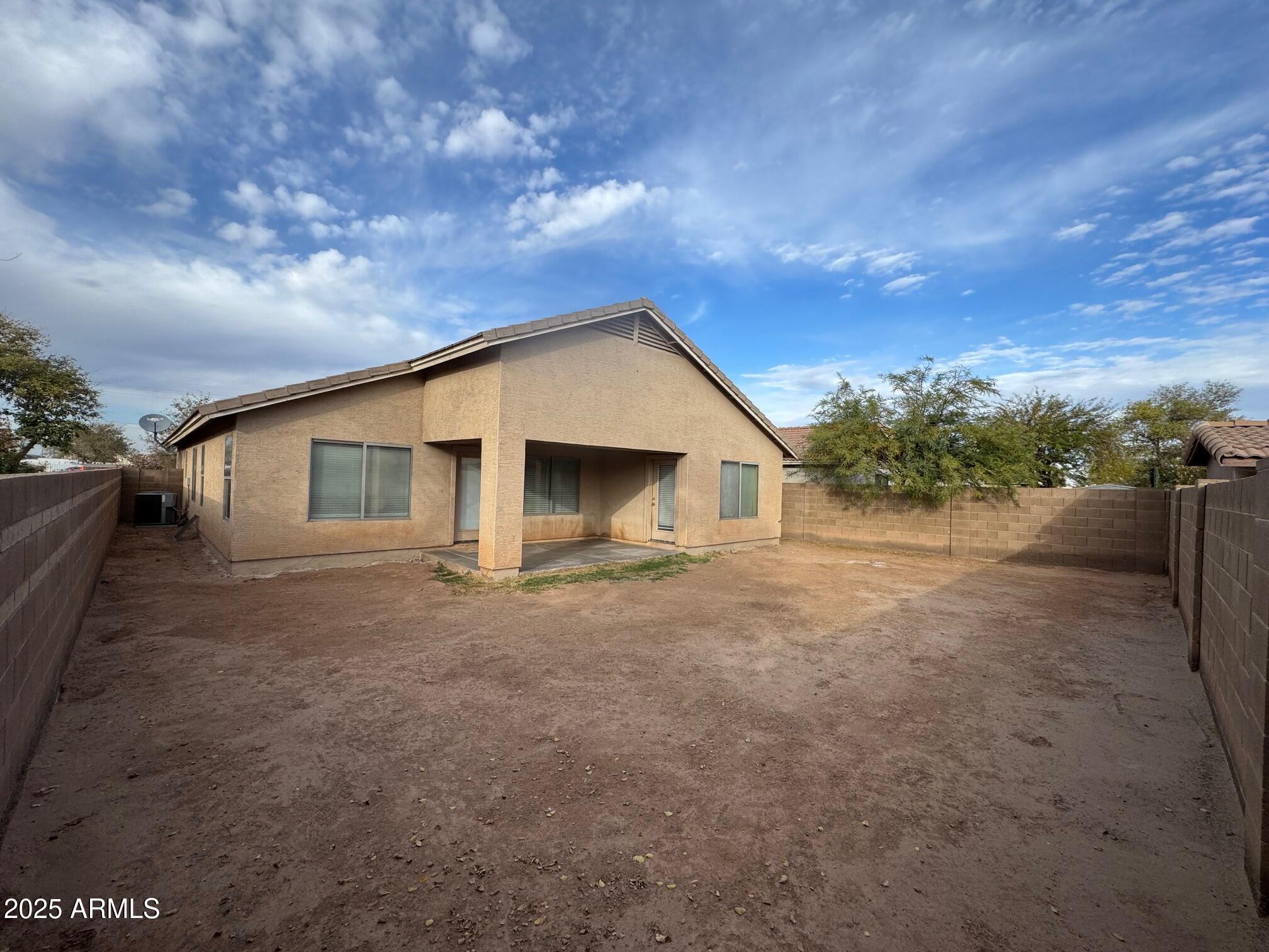 4943 W LYNNE Lane