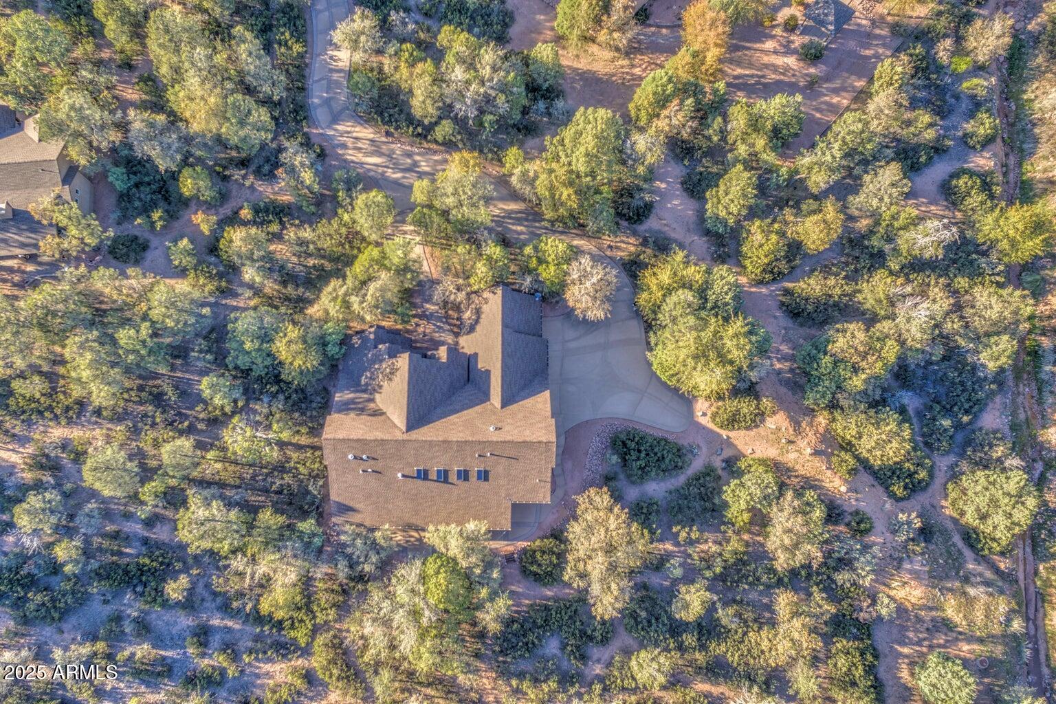 1005 W ROCK SPRINGS Circle