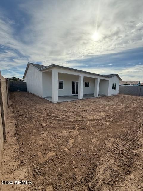 A home in Arizona City