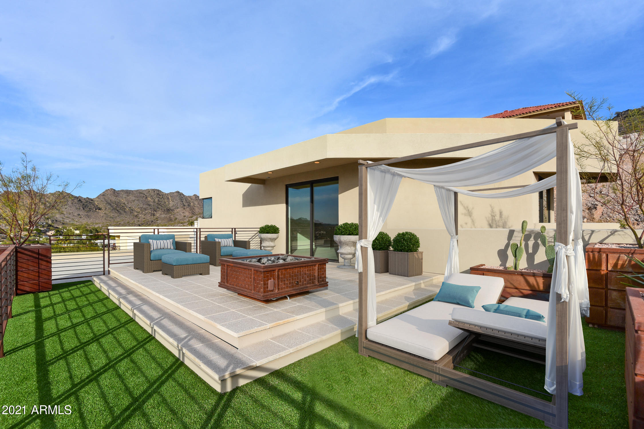 SQUAW PEAK FOOTHILLS - Residential