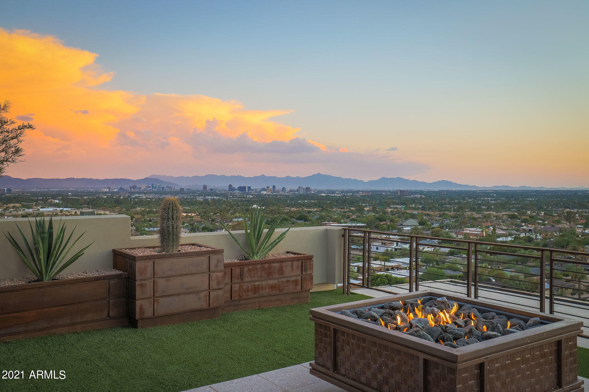 SQUAW PEAK FOOTHILLS - Residential