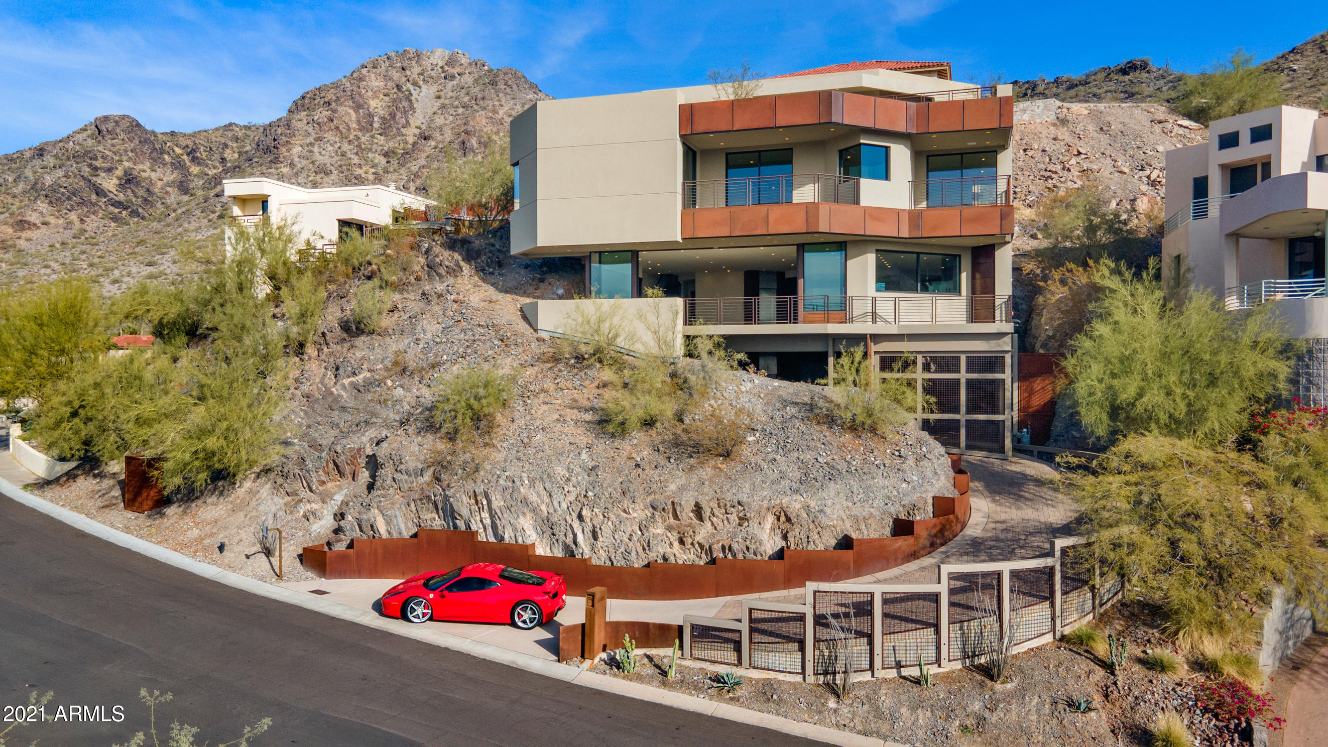 SQUAW PEAK FOOTHILLS - Residential