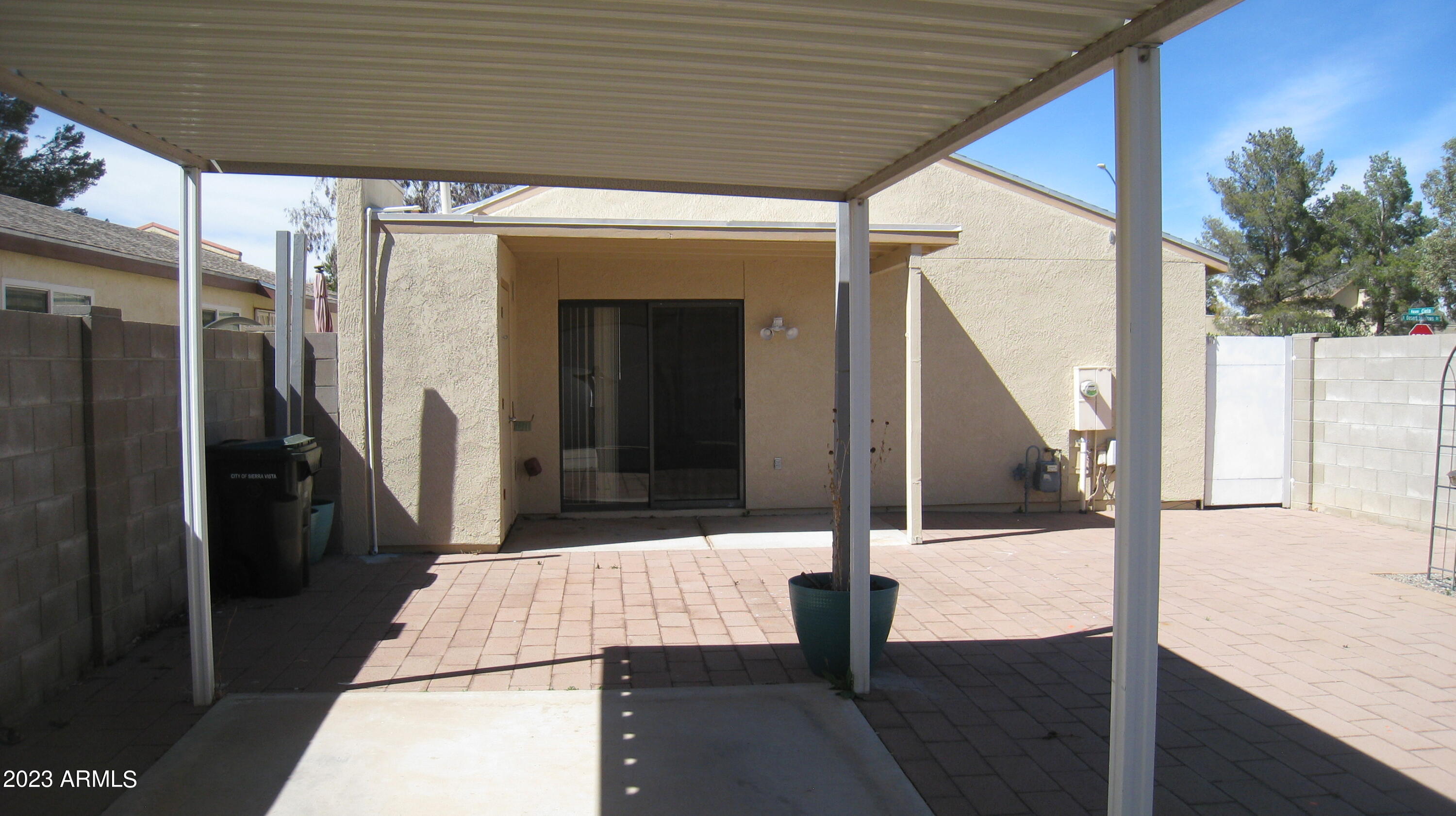 DESERT SHADOWS - Residential Lease