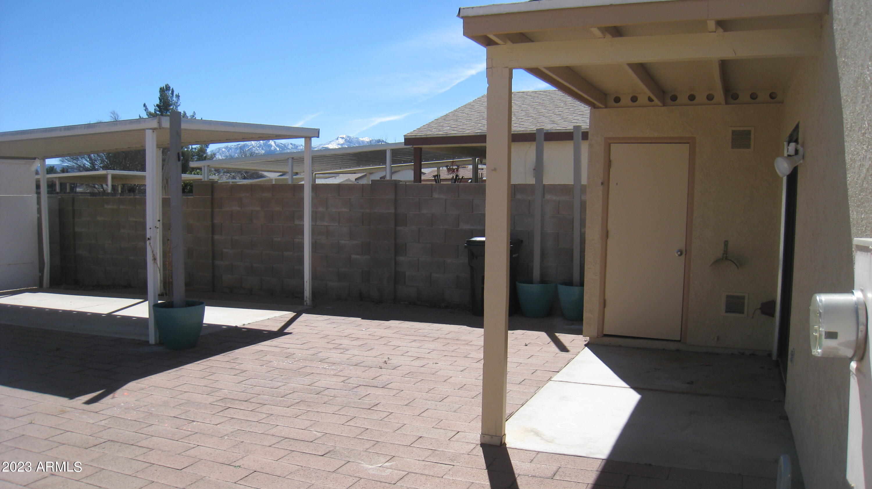 DESERT SHADOWS - Residential Lease