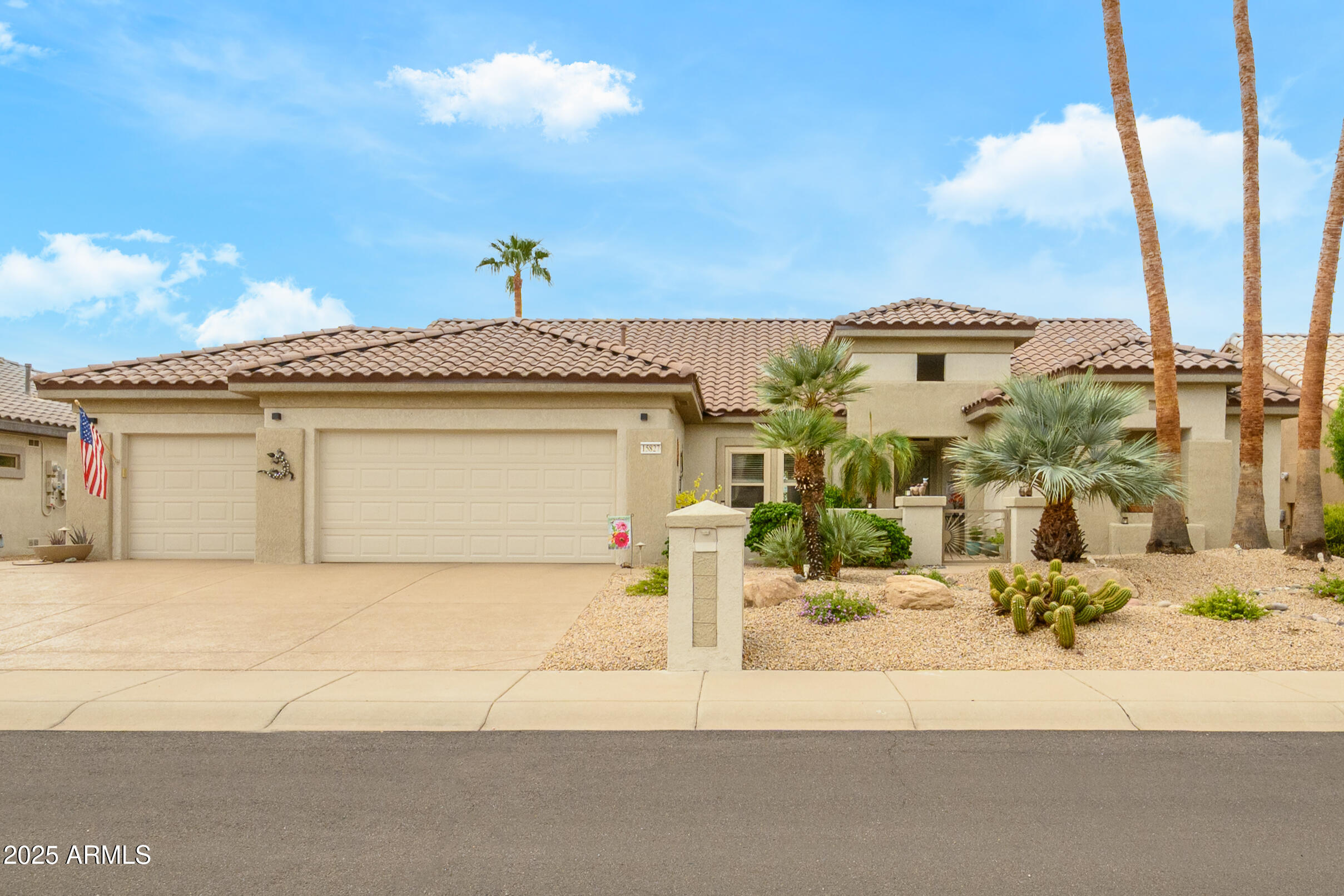 15827 W LINKSVIEW Drive