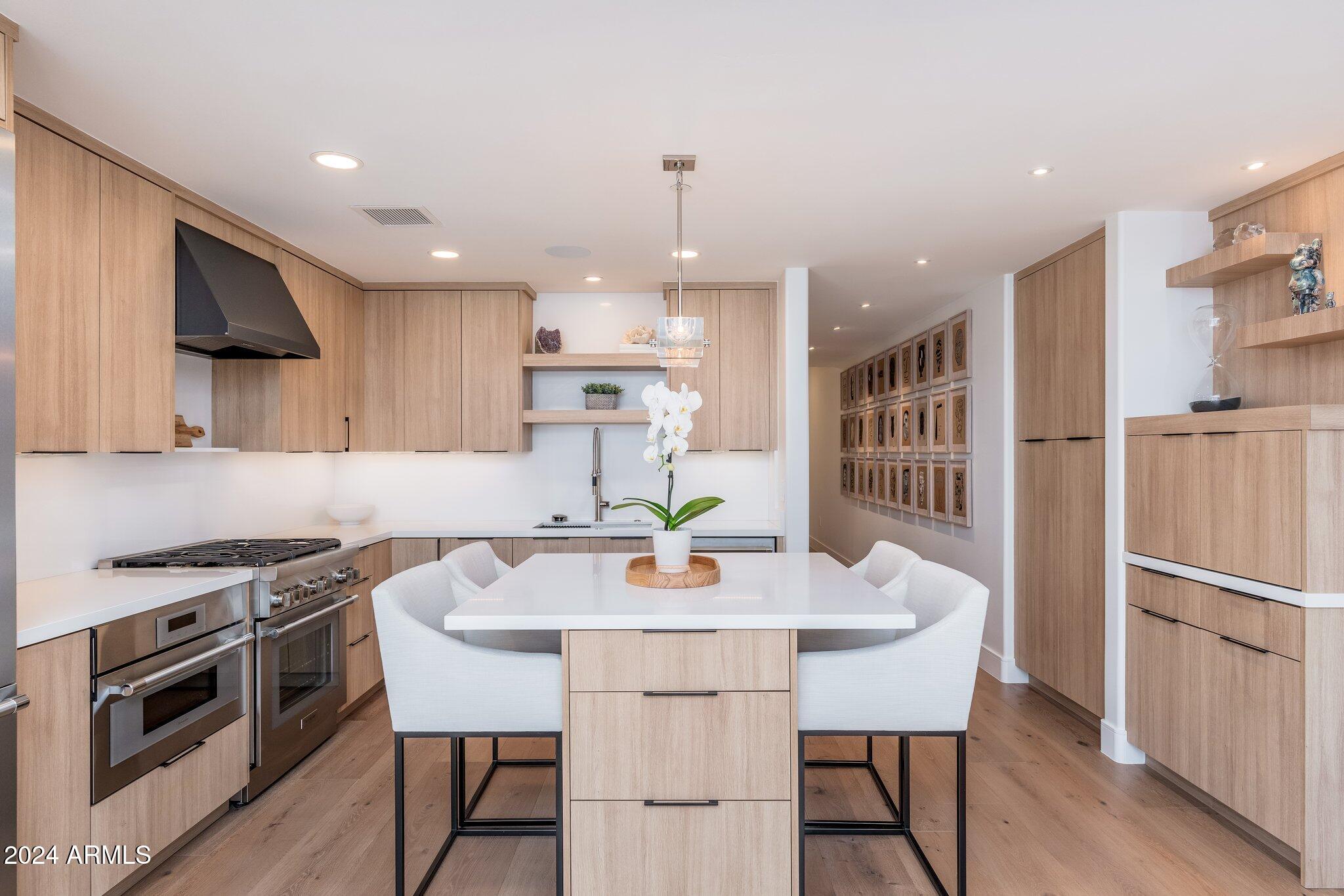 7175 E CAMELBACK Road 109