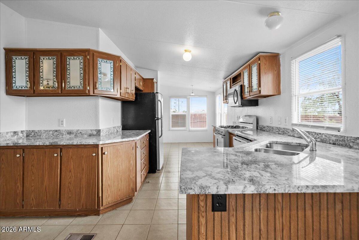 S12 T5S R9E - Residential