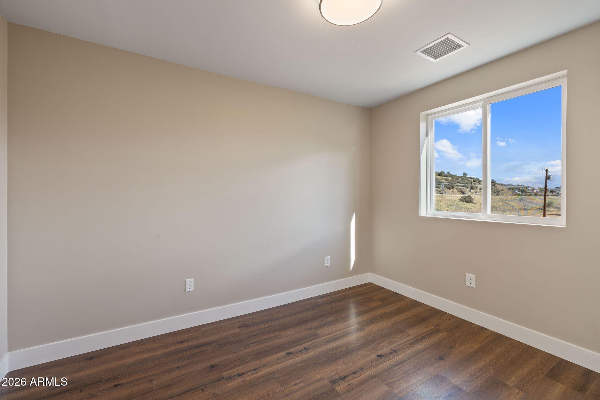 DIAMOND VALLEY 4 - Residential