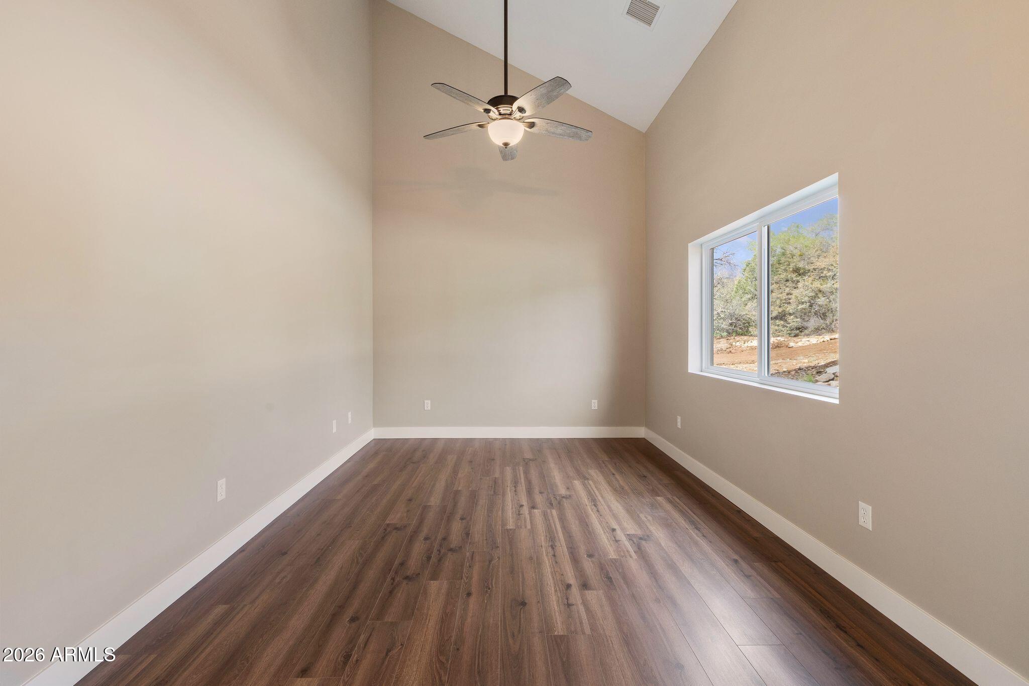 DIAMOND VALLEY 4 - Residential