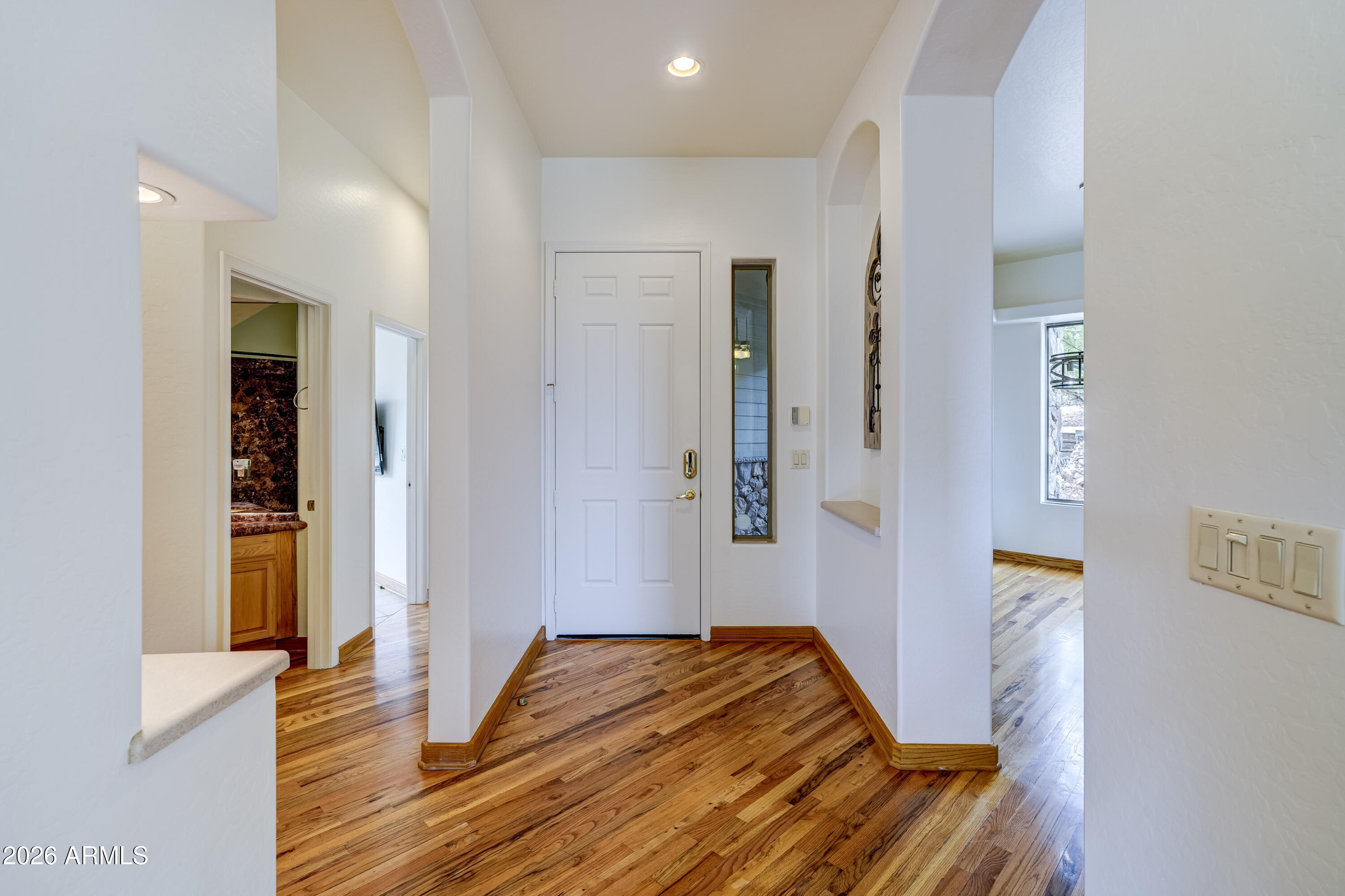 911 N Waters Edge Way