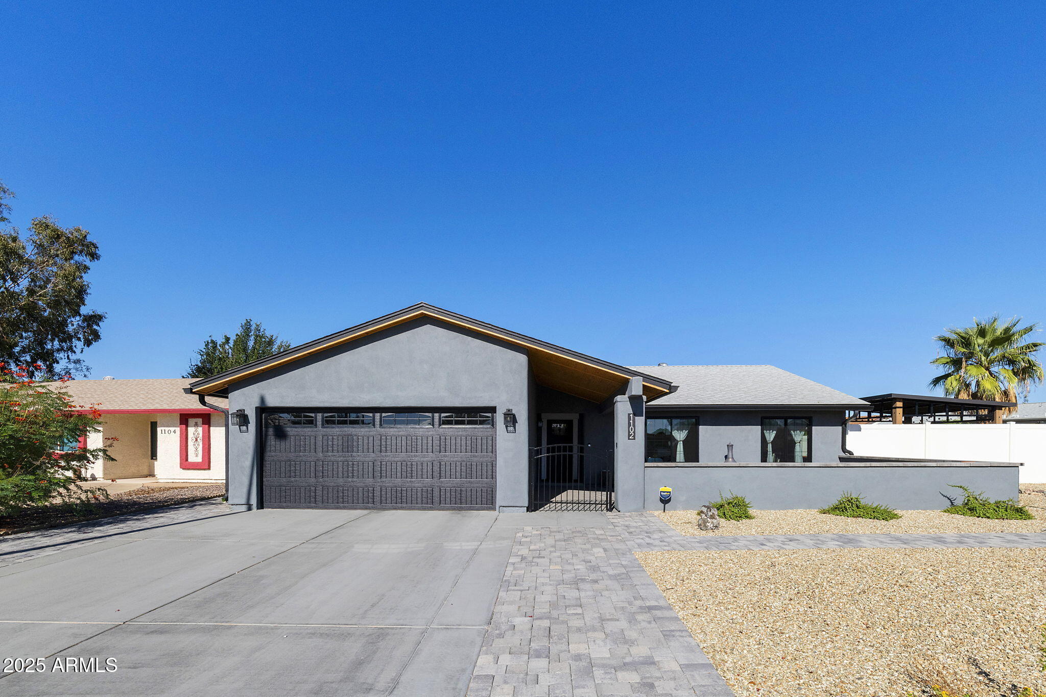 1102 S PARK VIEW Circle