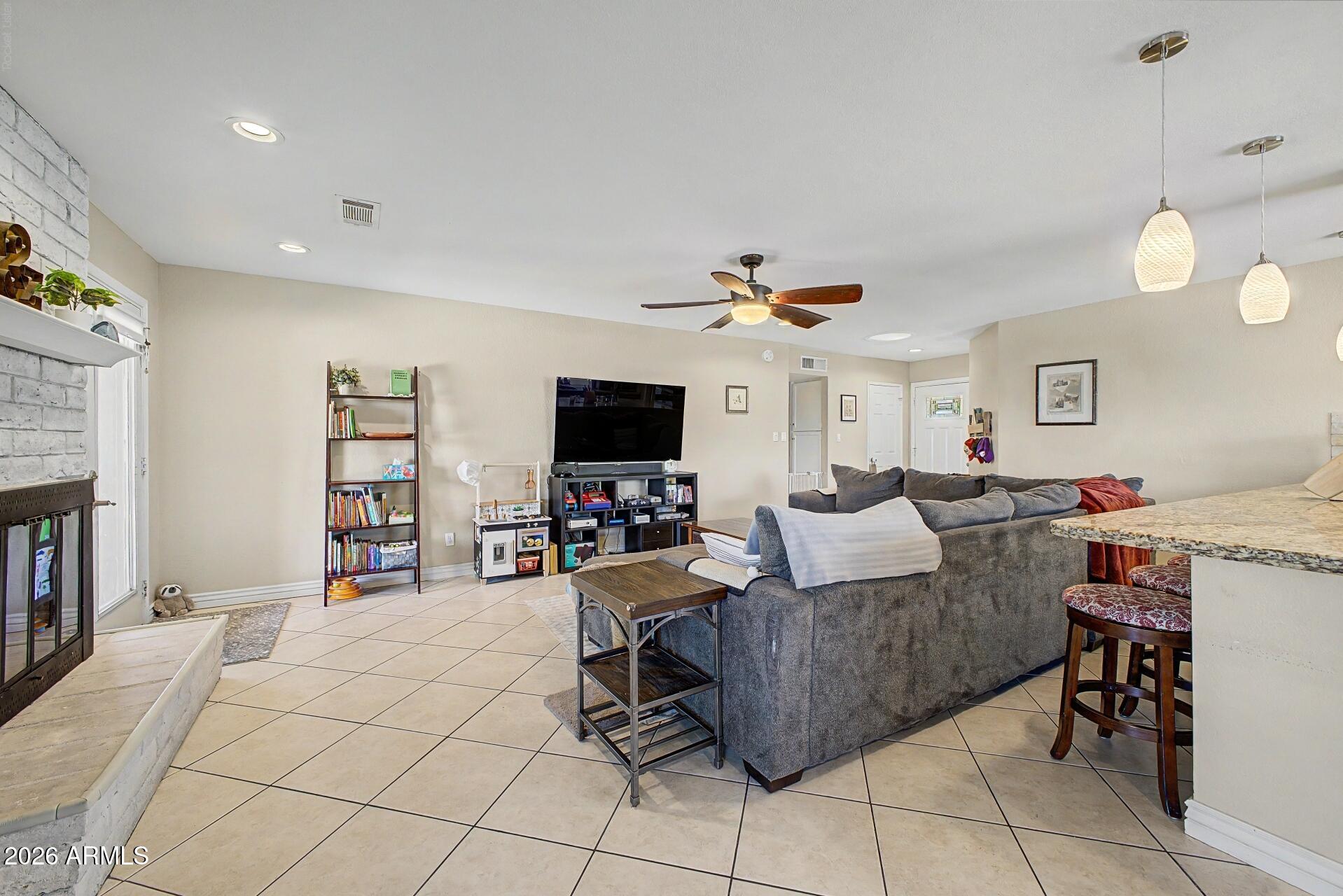 4061 E KAREN Drive