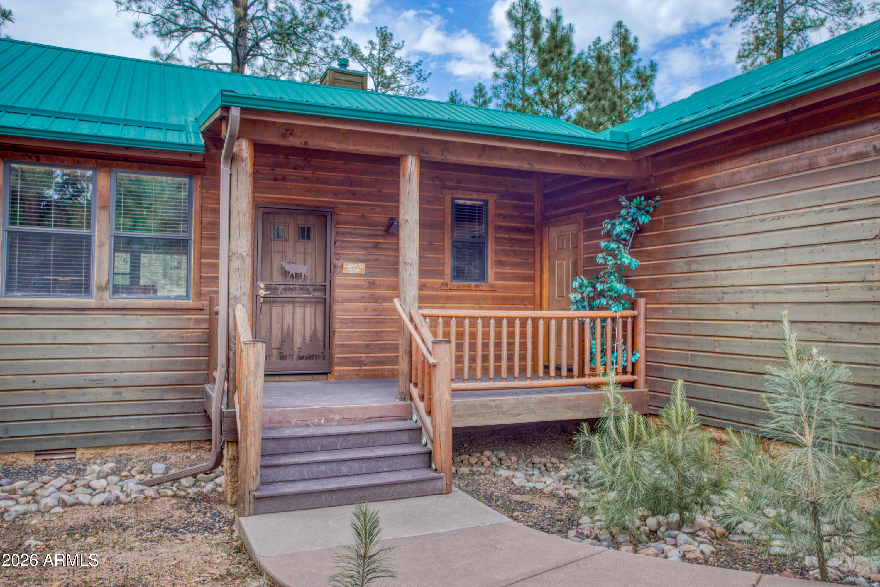 1060 PINON Circle