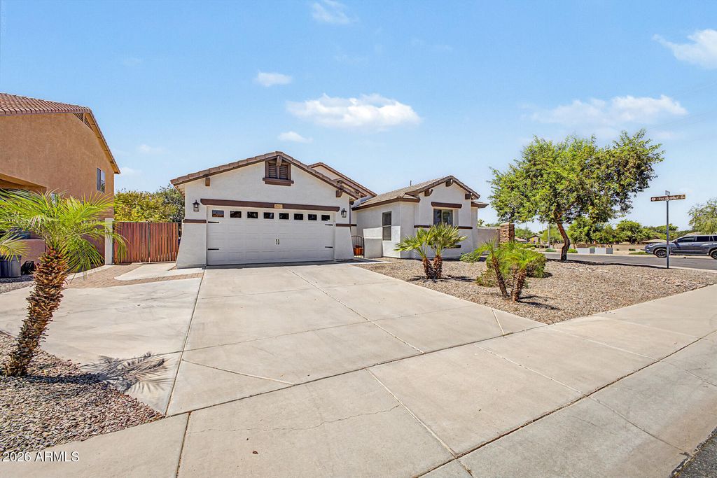 Photo of 2021 E Indigo Drive, Chandler, AZ 85286 (MLS # 7041191)