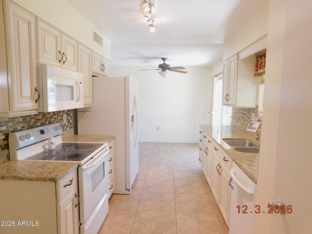 Photo of 13606 N Redwood Drive, Sun City, AZ 85351 (MLS # 6997841)