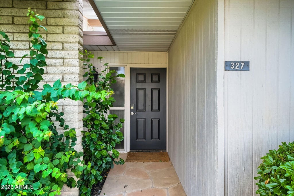 Photo of 4800 N 68th Street #327, Scottsdale, AZ 85251 (MLS # 7095874)