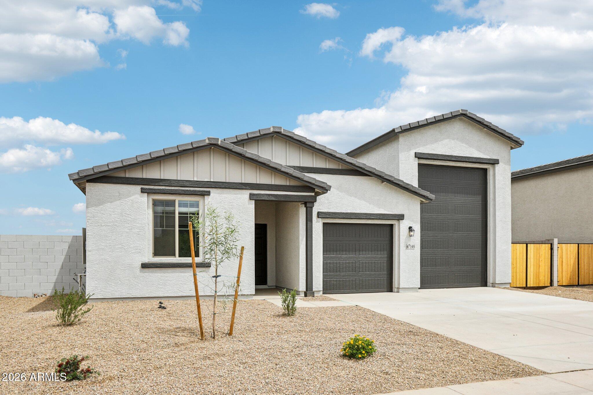 47148 W PECAN WOODS --