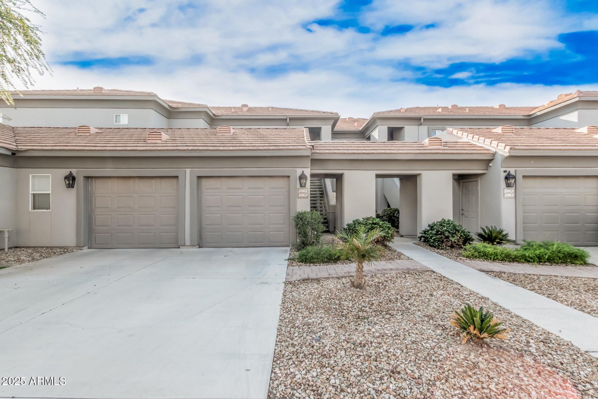 7401 W Arrowhead Clubhouse Drive 2062