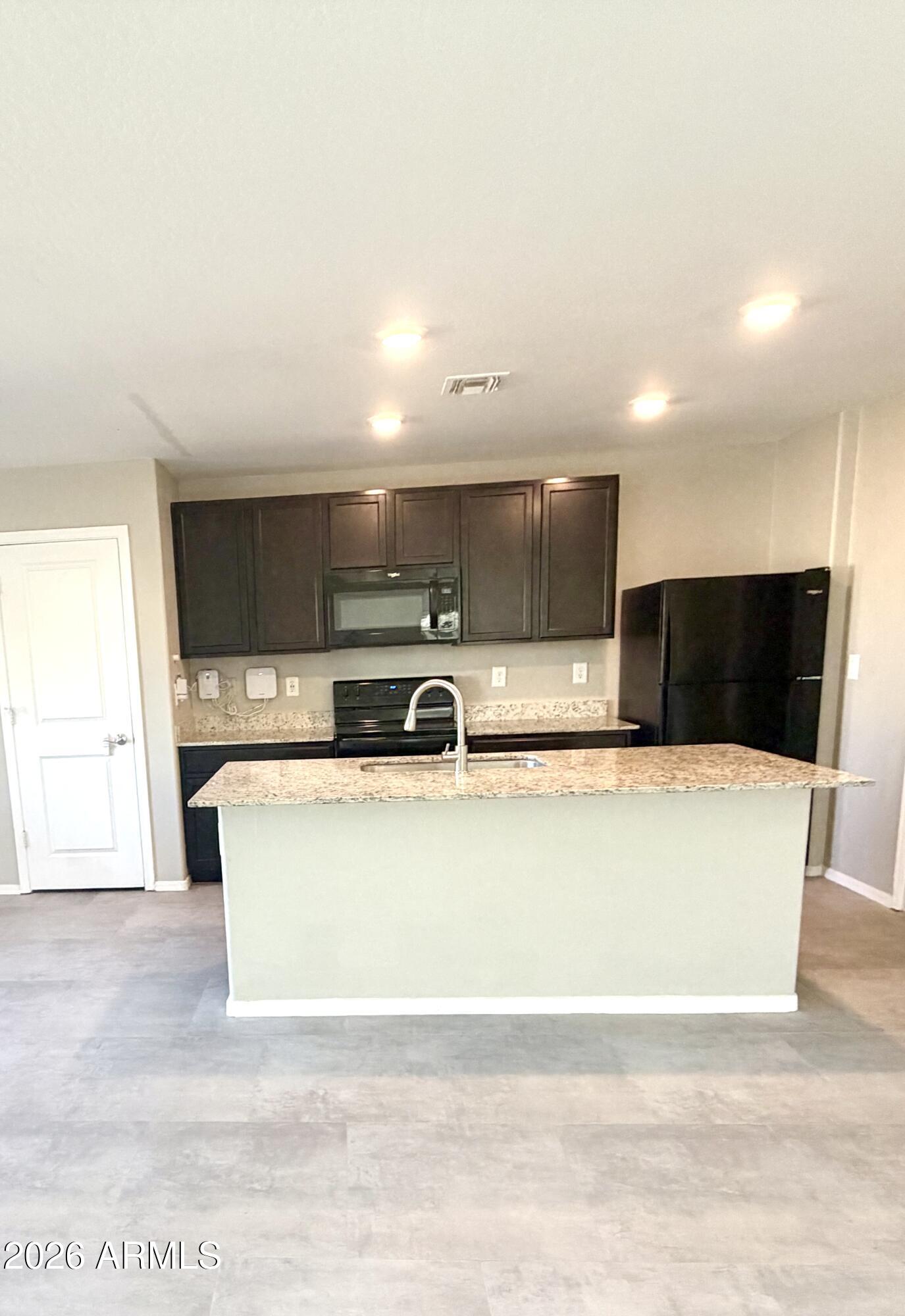 4019 N HONEYSUCKLE Court