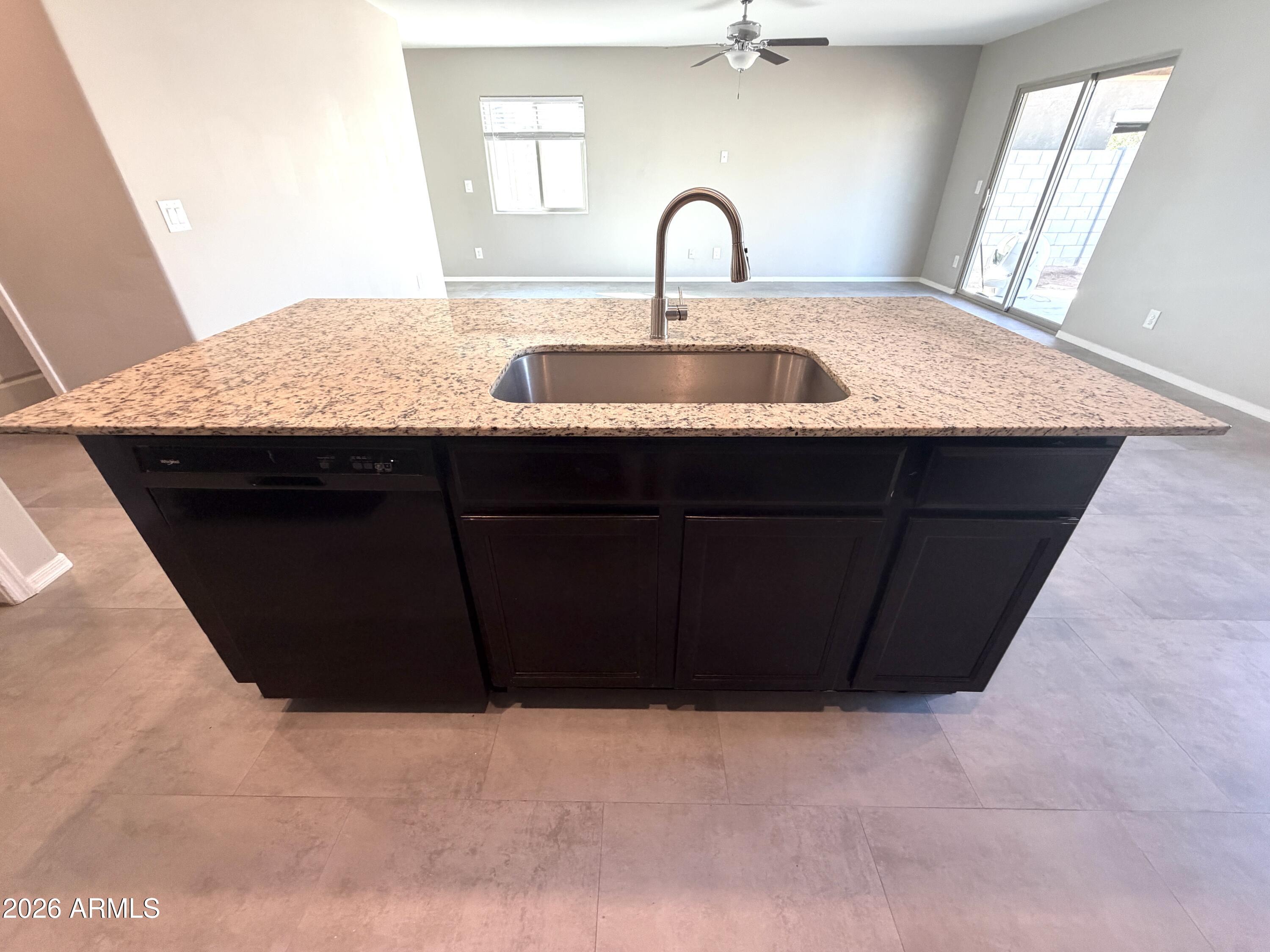 4019 N HONEYSUCKLE Court