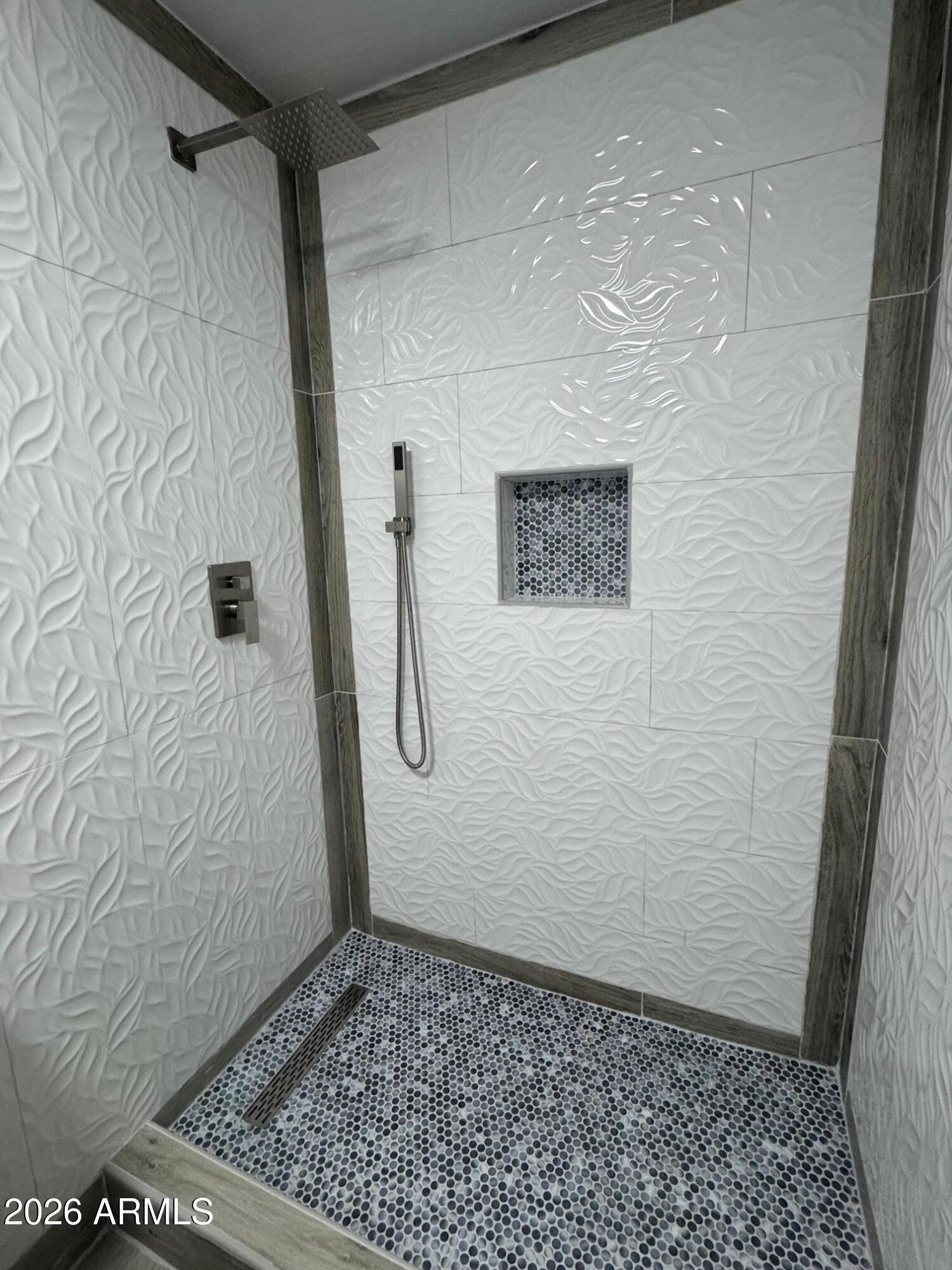 2625 E CHARLESTON Avenue