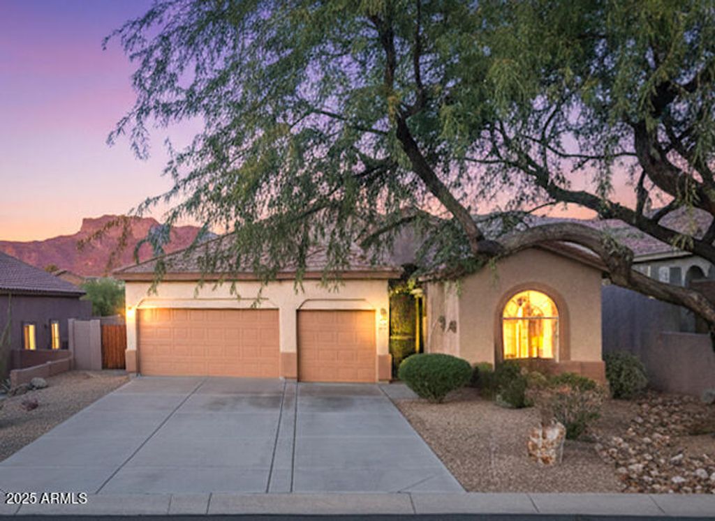 Photo of 4306 S Columbine Way, Gold Canyon, AZ 85118 (MLS # 6949552)