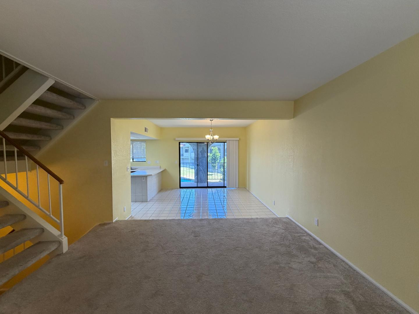 2524 S El Paradiso 95