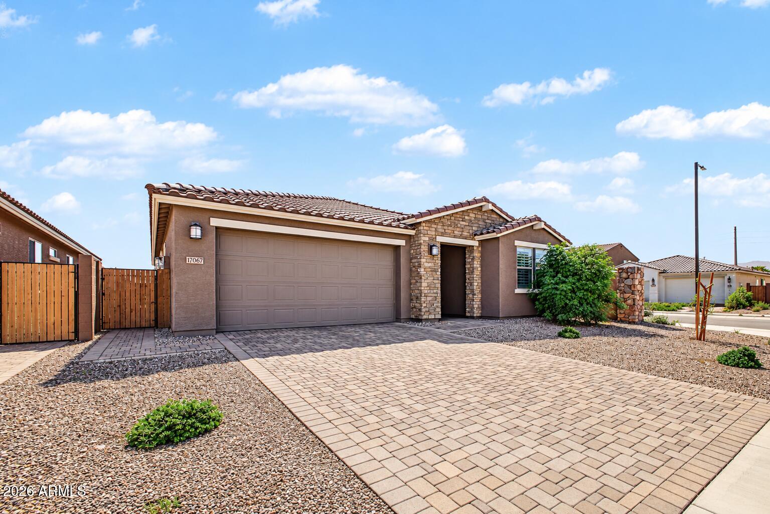 17067 W SHANGRI LA Road