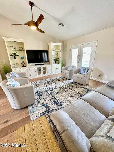 13613 N 19TH Place