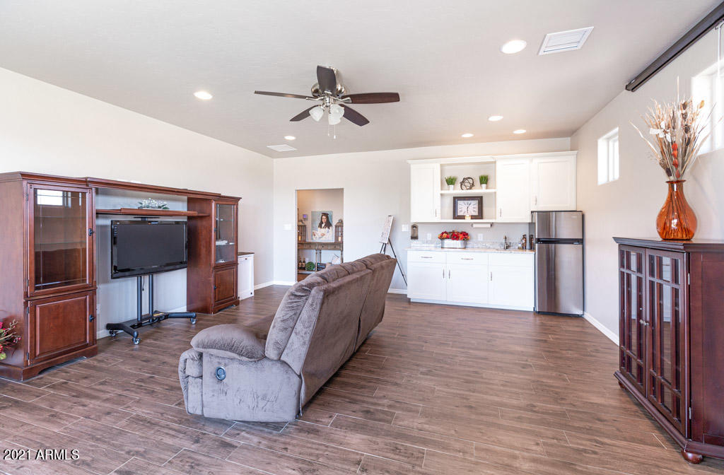 WILDHORSE - Residential