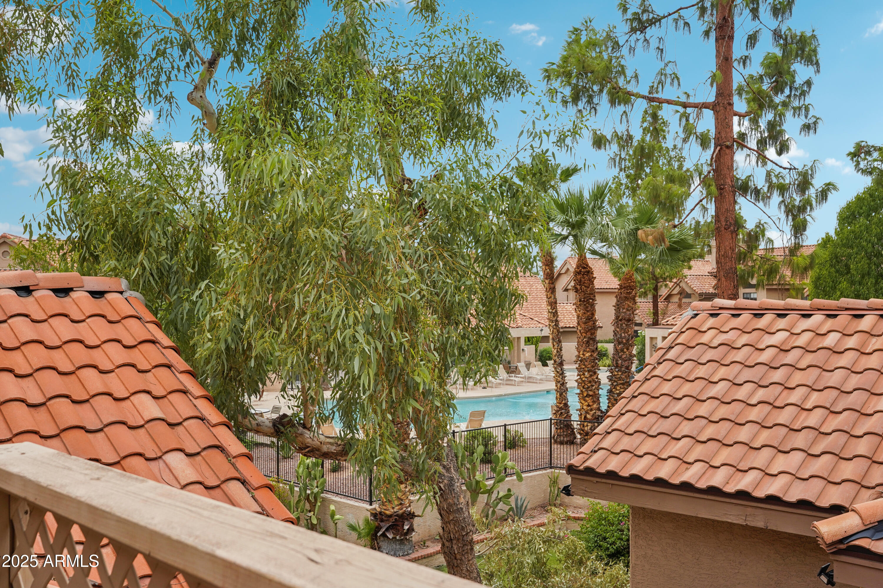 1001 N PASADENA Street 160