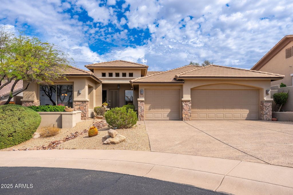 Photo of 14734 E Crested Crown, Fountain Hills, AZ 85268 (MLS # 6923628)