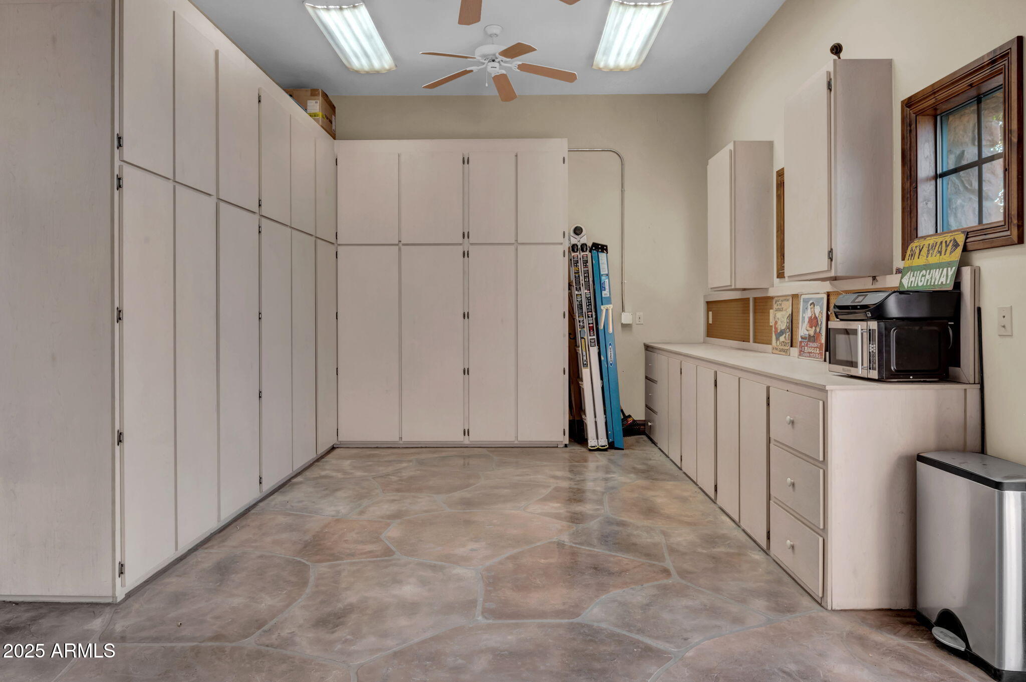 RYAN ESTATES UNIT 1 - Residential