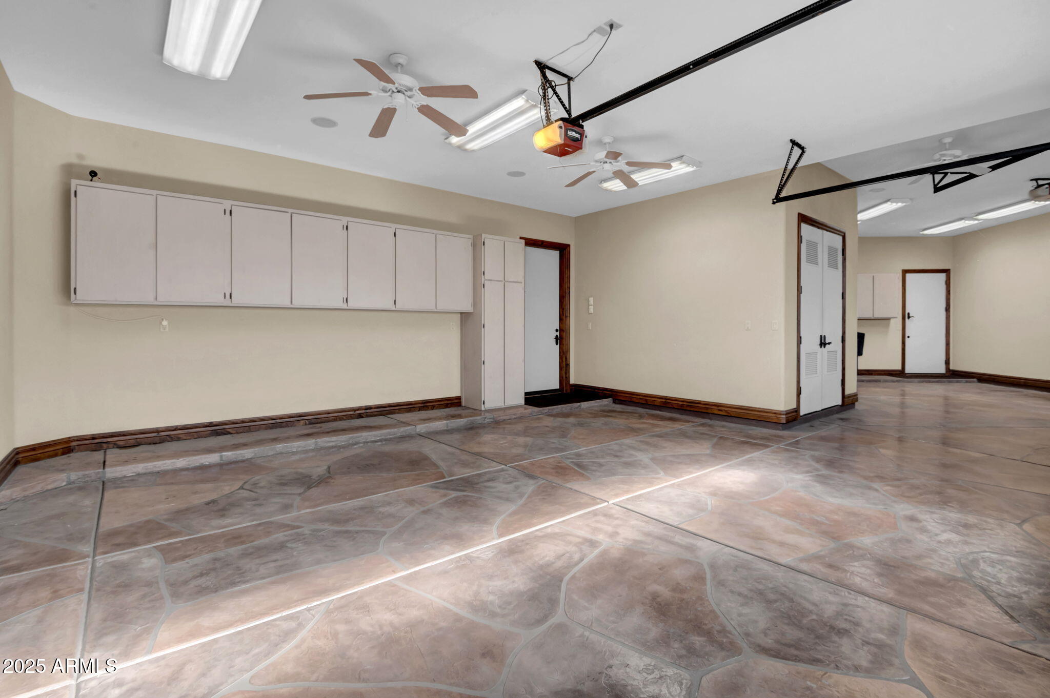 RYAN ESTATES UNIT 1 - Residential