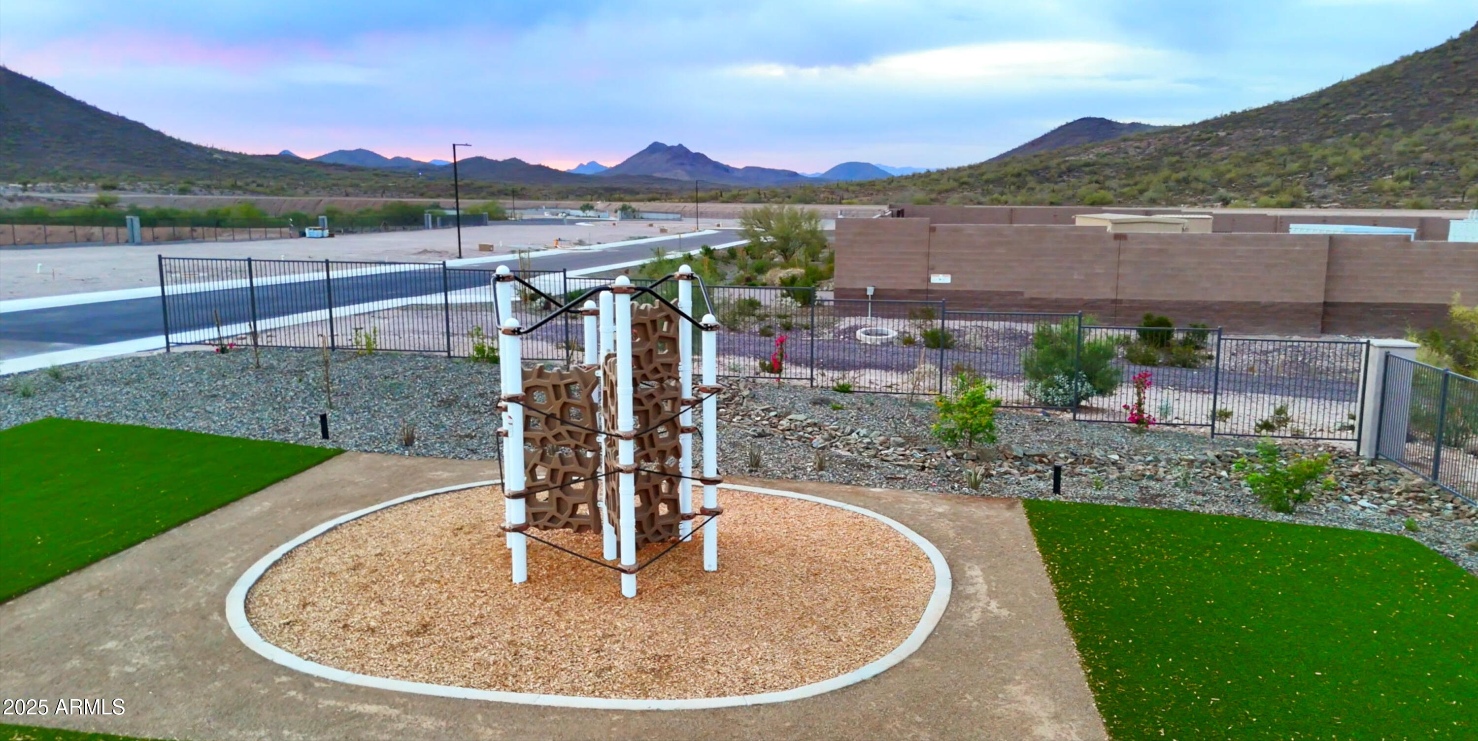 11886 W BURNSIDE Trail