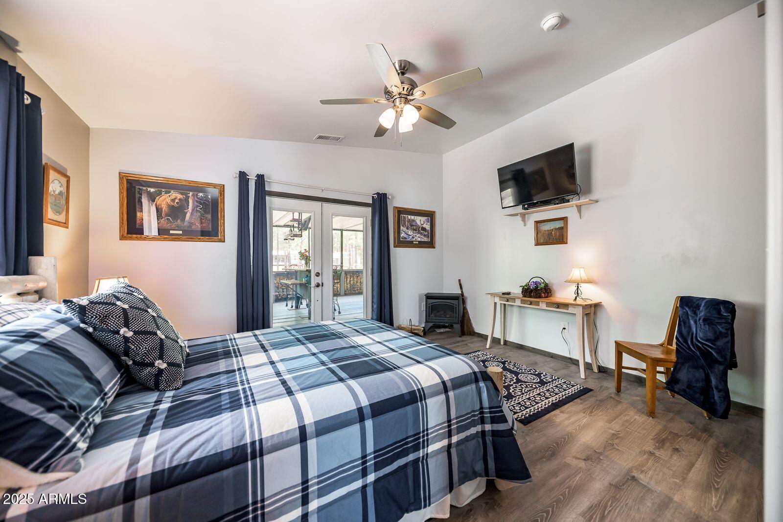 SHERWOOD FOREST ESTATES - Residential