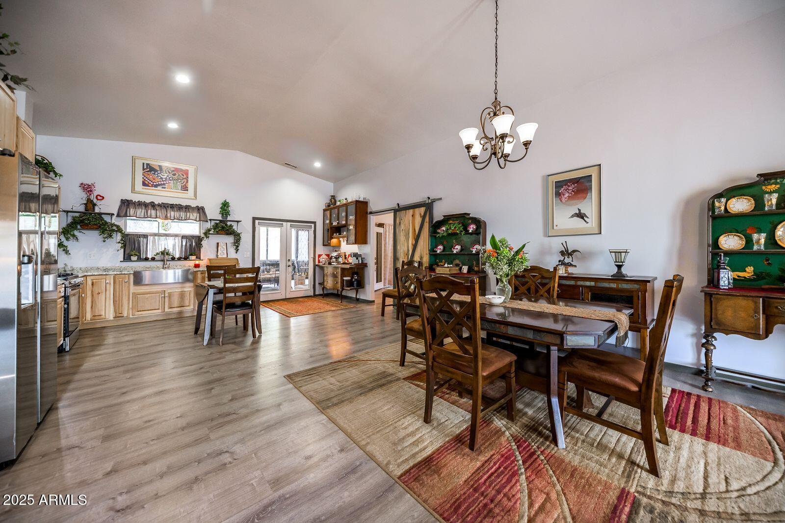 SHERWOOD FOREST ESTATES - Residential