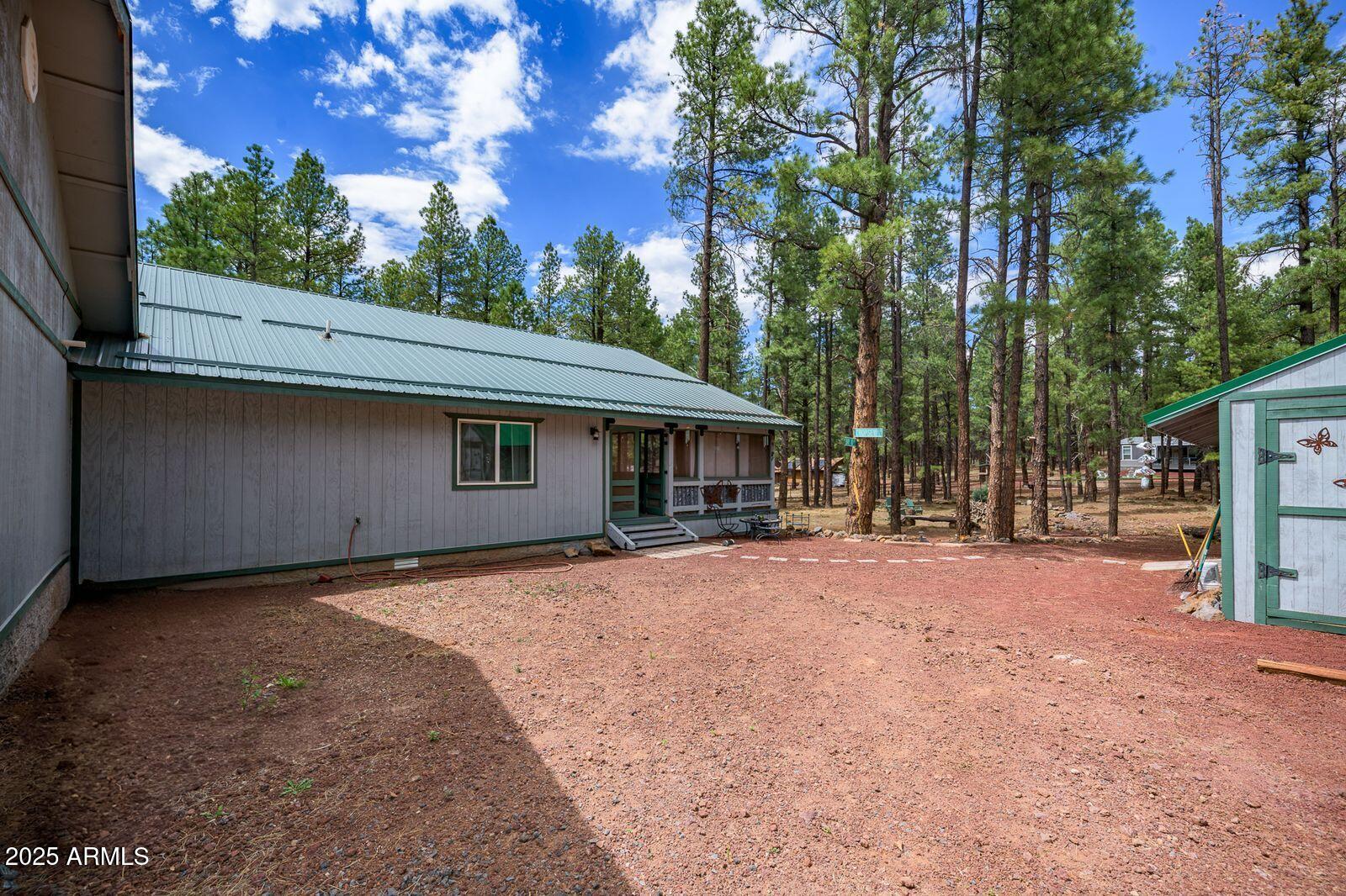 SHERWOOD FOREST ESTATES - Residential