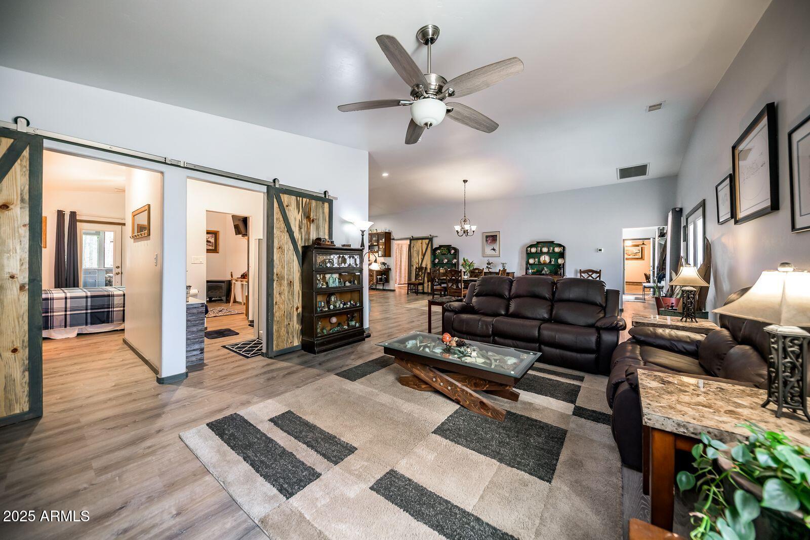 SHERWOOD FOREST ESTATES - Residential