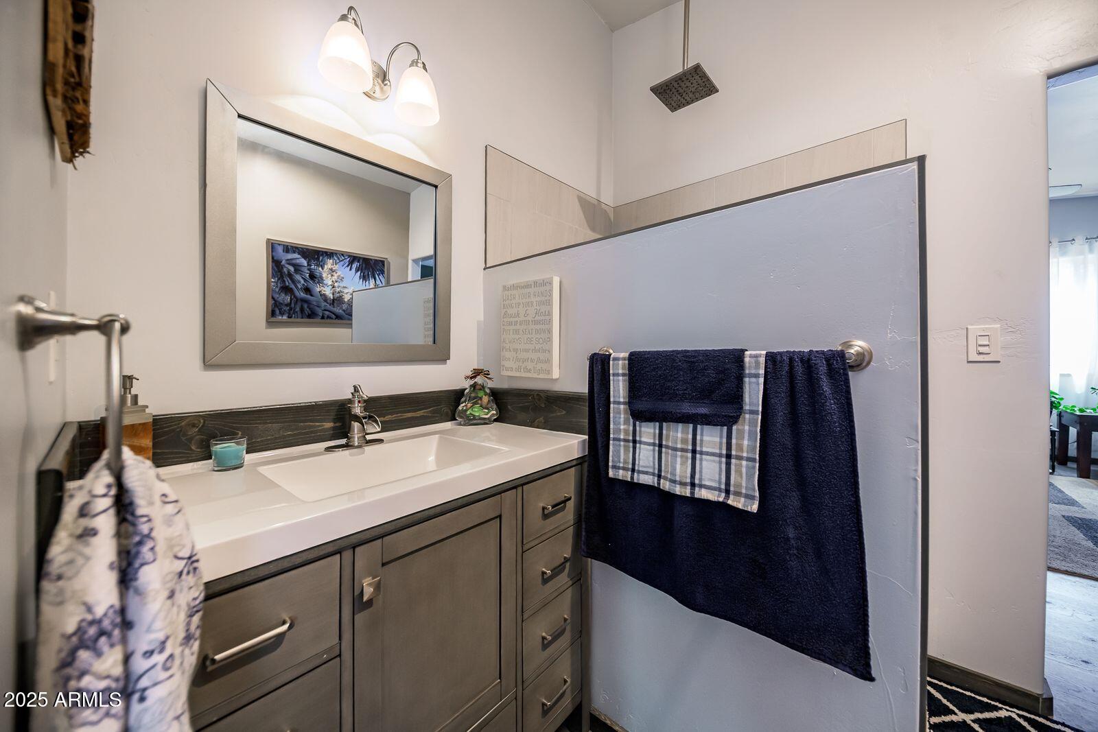 SHERWOOD FOREST ESTATES - Residential